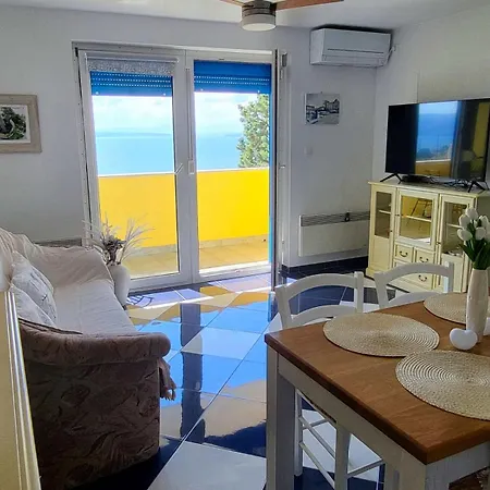 Apartman Mary With A Beautiful View *