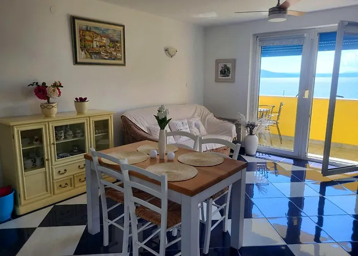 Maryana With A Beautiful View *